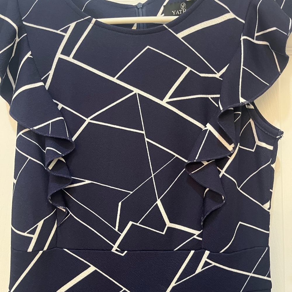 NEW without tags geometric dress - medium - Picture 8 of 8
